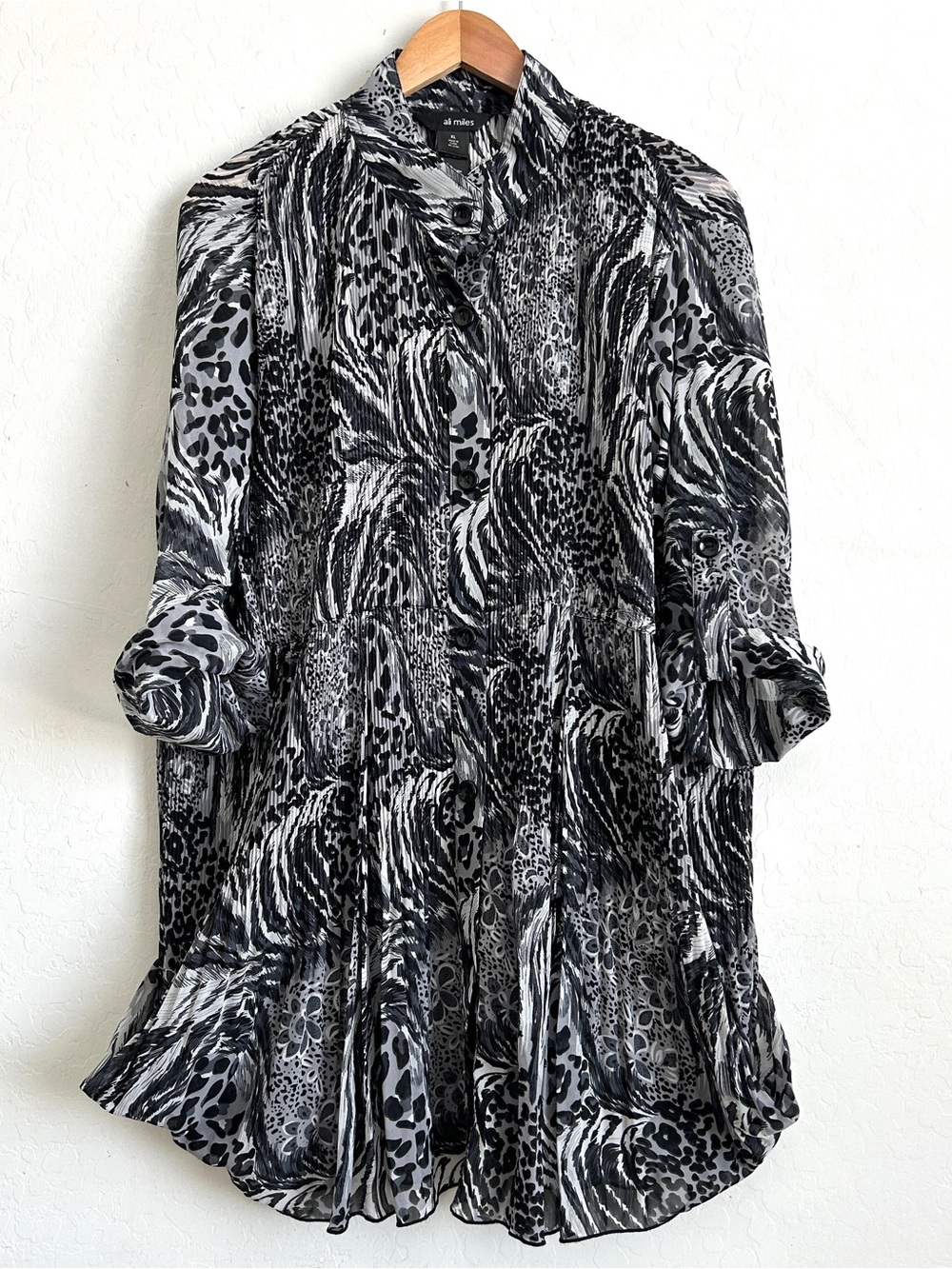 Ali Miles Tunic Top XL Crinkle Pleated Swingy Longline Animal Print Black Gray